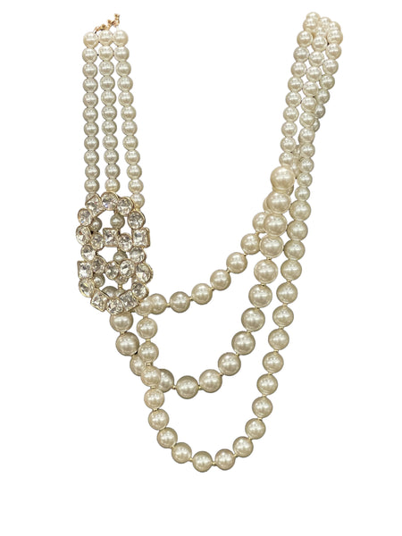 Fashion Pearl Pendent Necklace
